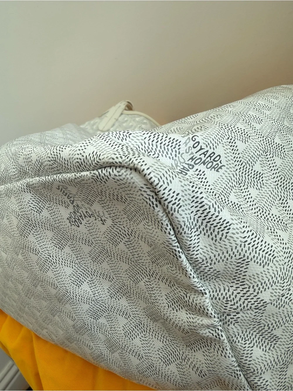 Goyard Saint Louis Tote in Ivory White with Matching Pouch